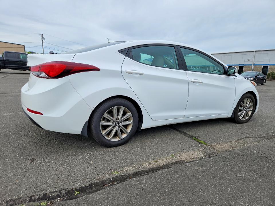 2015 Hyundai Elantra მანქანა იყიდება აუქციონზე, vin: 5NPDH4AE1FH634750, აუქციონის ნომერი: 54484456