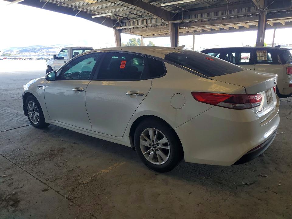 2016 Kia Optima მანქანა იყიდება აუქციონზე, vin: KNAGT4L33G5100977, აუქციონის ნომერი: 54956716