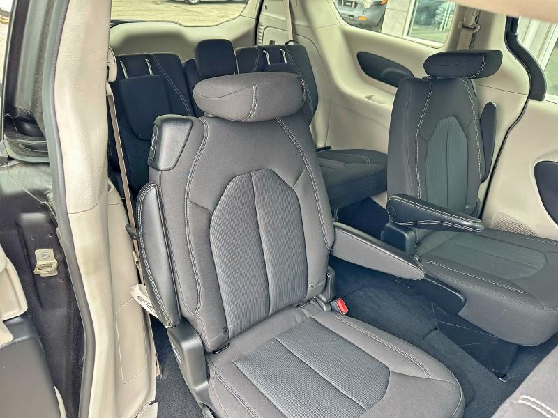 2022 Chrysler Voyager მანქანა იყიდება აუქციონზე, vin: 2C4RC1CGXNR105042, აუქციონის ნომერი: 52889566