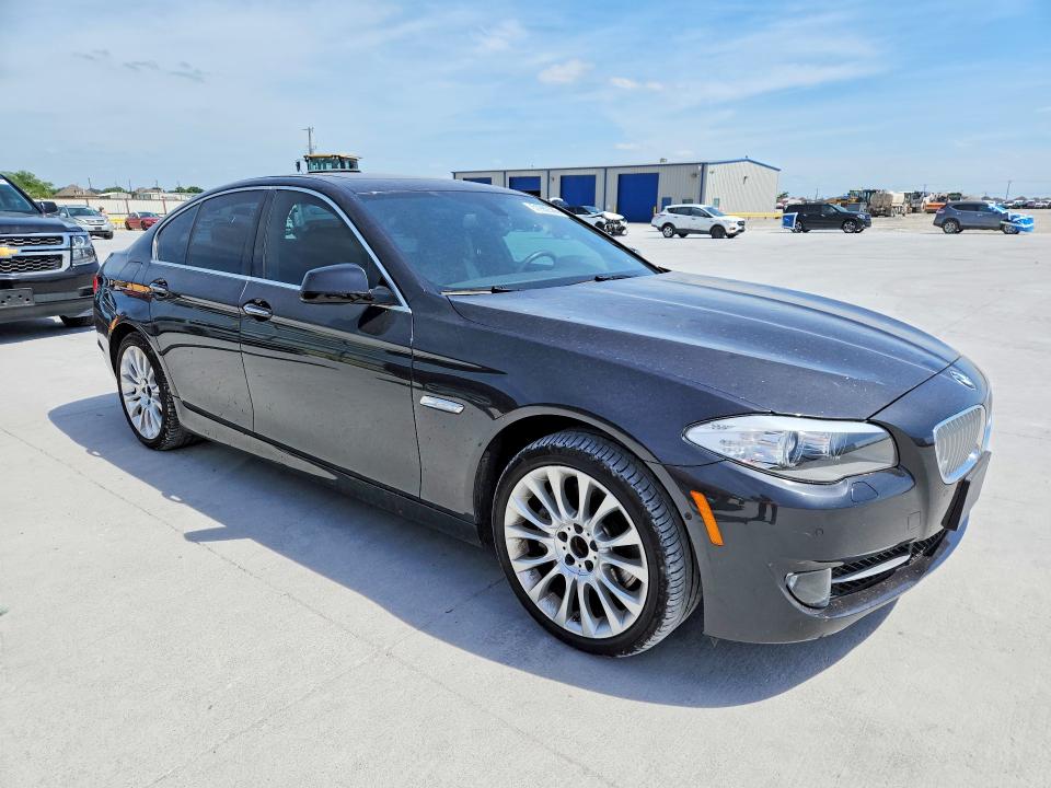 51982586 :رقم المزاد ، WBAFR9C57DD226561 vin ، 2013 Bmw 550 مزاد بيع