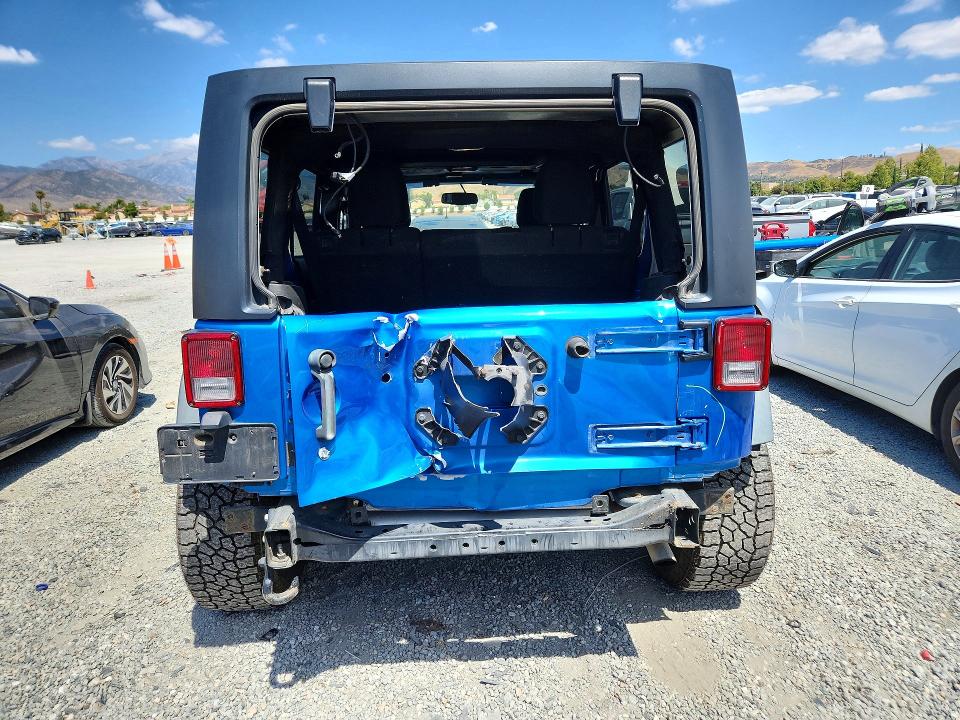Продажа на аукционе авто 2015 Jeep Wrangler Unlimited, vin: 1C4BJWDGXFL560969, номер лота: 54912276