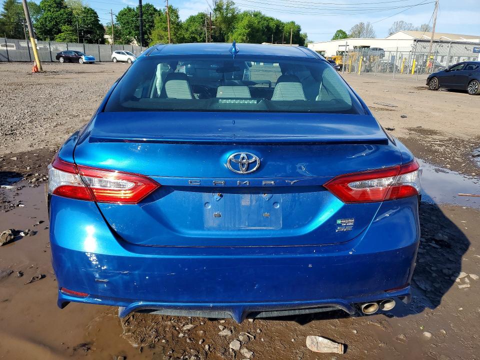52347726 :رقم المزاد ، 4T1G11AK5LU352873 vin ، 2020 Toyota Camry مزاد بيع