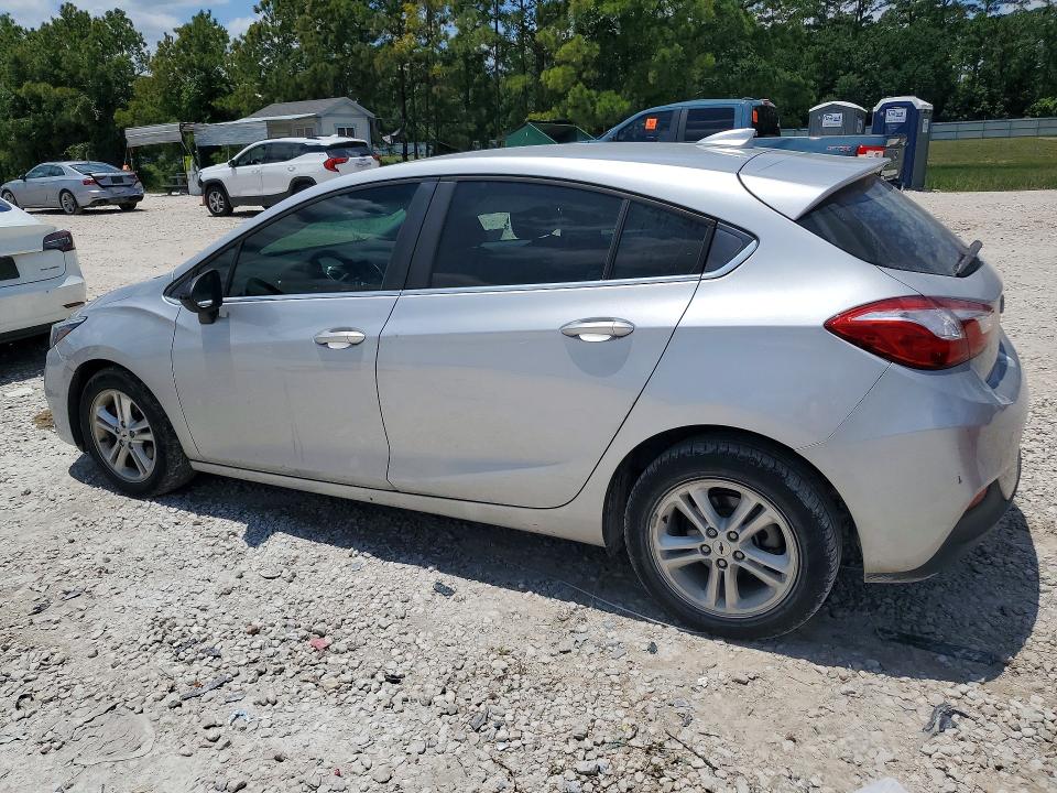 54521366 :رقم المزاد ، 3G1BE6SM0JS655209 vin ، 2018 Chevrolet Cruze مزاد بيع