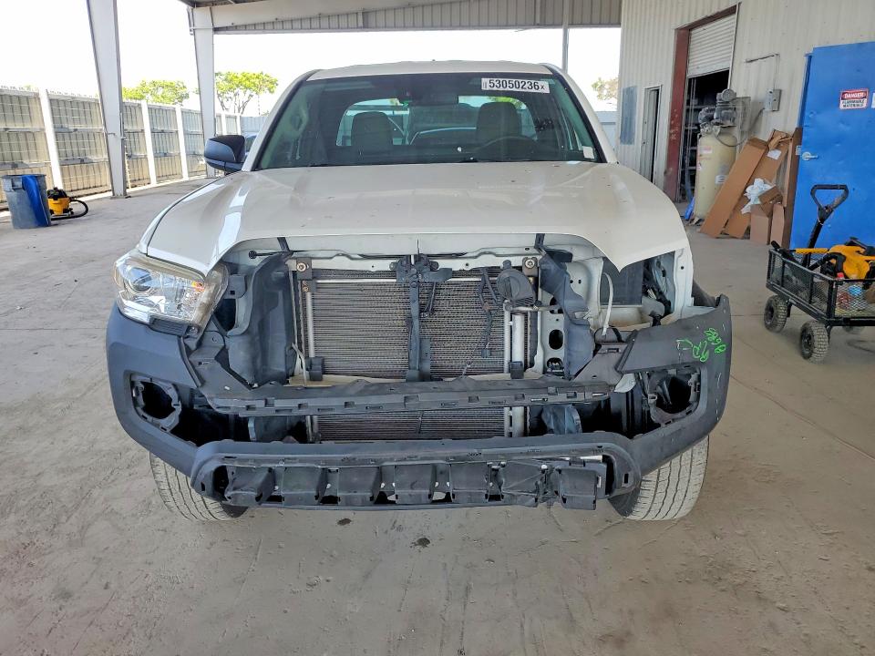 53050236 :رقم المزاد ، 5TFRX5GN8LX176842 vin ، 2020 Toyota Tacoma مزاد بيع