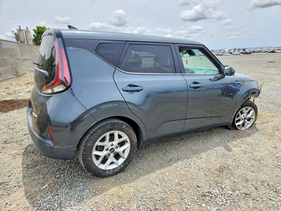 Продажа на аукционе авто 2023 Kia Soul, vin: KNDJ23AUXP7202007, номер лота: 52142216