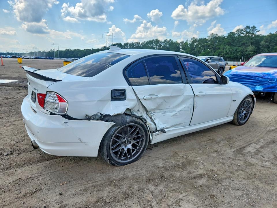 2011 Bmw 335 მანქანა იყიდება აუქციონზე, vin: WBAPM5C51BE435166, აუქციონის ნომერი: 51924146