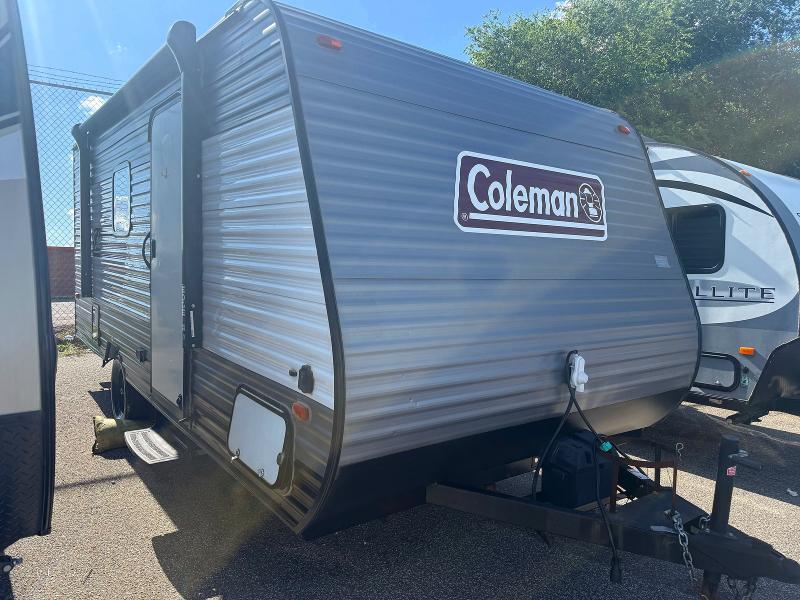 55213076 :رقم المزاد ، 4YDT17B18M8932394 vin ، 2021 Keystone Coleman Cm17b21 مزاد بيع