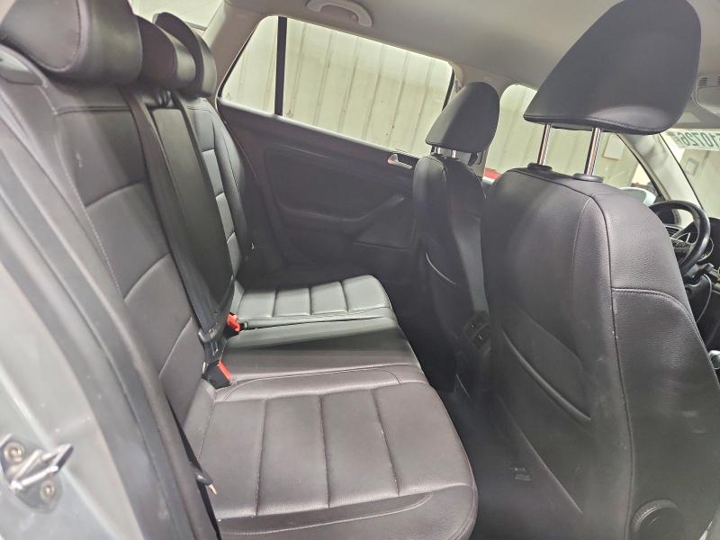 52510726 :رقم المزاد ، 3VWPP7AJ2EM602331 vin ، 2014 Volkswagen Jetta مزاد بيع