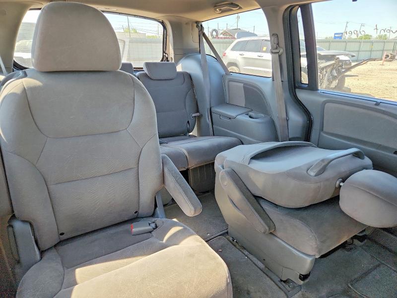52743286 :رقم المزاد ، 5FNRL3H42AB047122 vin ، 2010 Honda Odyssey مزاد بيع