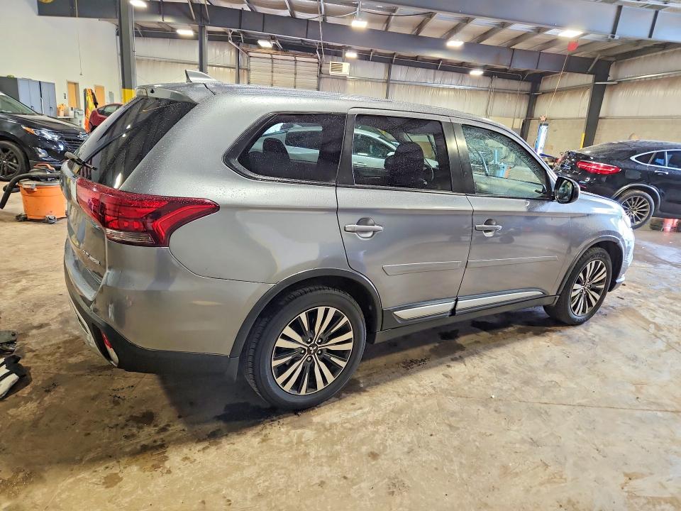 Продаж на аукціоні авто 2019 Mitsubishi Outlander, vin: JA4AD2A39KZ003288, номер лоту: 55148316