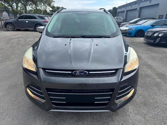 2016 Ford Escape მანქანა იყიდება აუქციონზე, vin: 1FMCU0GX4GUC35892, აუქციონის ნომერი: 55032546