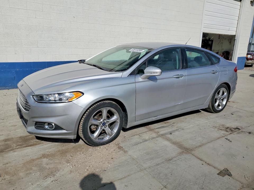 53615396 :رقم المزاد ، 3FA6P0HD4GR361423 vin ، 2016 Ford Fusion مزاد بيع