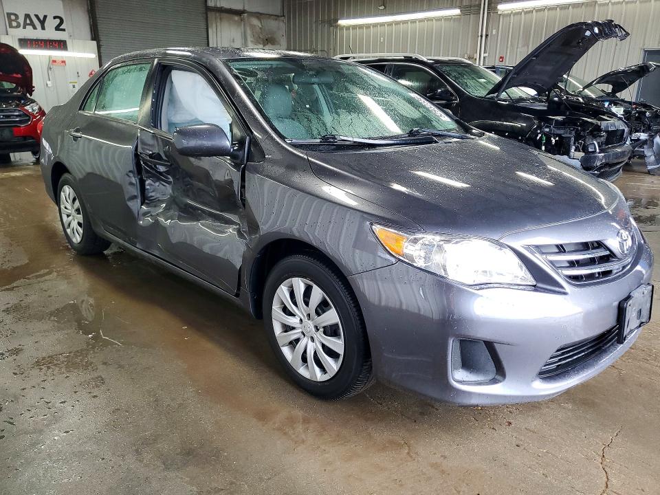 Продажа на аукционе авто 2013 Toyota Corolla, vin: 2T1BU4EEXDC121333, номер лота: 52932336