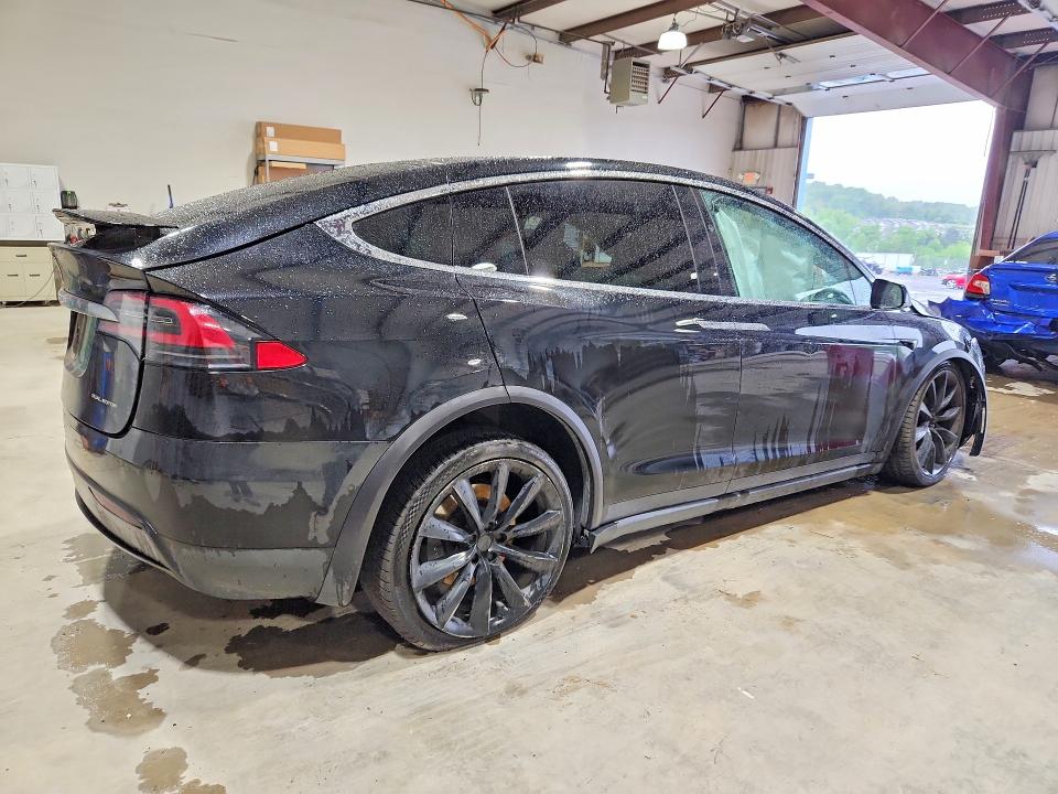 54356196 :رقم المزاد ، 5YJXCBE26LF261148 vin ، 2020 Tesla Model X مزاد بيع