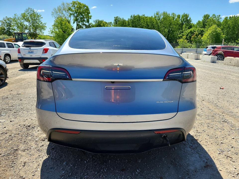 52837416 :رقم المزاد ، 7SAYGDEE5SA359052 vin ، 2025 Tesla Model Y مزاد بيع