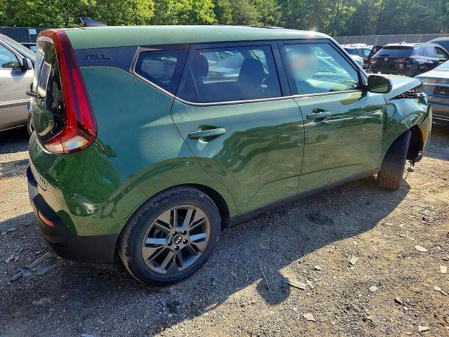 2021 Kia Soul მანქანა იყიდება აუქციონზე, vin: KNDJ33AU4M7127930, აუქციონის ნომერი: 54088966