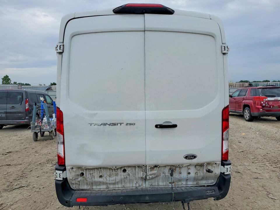 54539516 :رقم المزاد ، 1FTYR2CM5KKB27482 vin ، 2019 Ford Transit مزاد بيع
