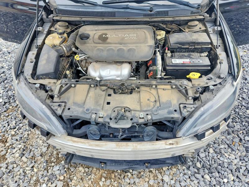 Продаж на аукціоні авто 2015 Chrysler 200, vin: 1C3CCCAB0FN668869, номер лоту: 51819316
