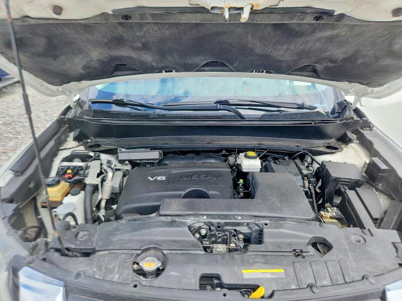 54477866 :رقم المزاد ، 5N1DR2MM8JC611759 vin ، 2018 Nissan Pathfinder مزاد بيع
