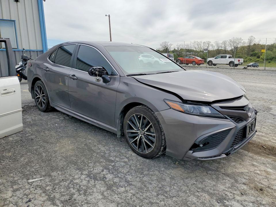 51856186 :رقم المزاد ، 4T1T11AKXRU850977 vin ، 2024 Toyota Camry مزاد بيع