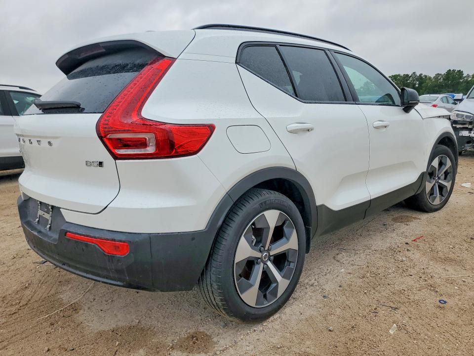 50151466 :رقم المزاد ، YV4L12UC0T2700326 vin ، 2026 Volvo Xc40 مزاد بيع