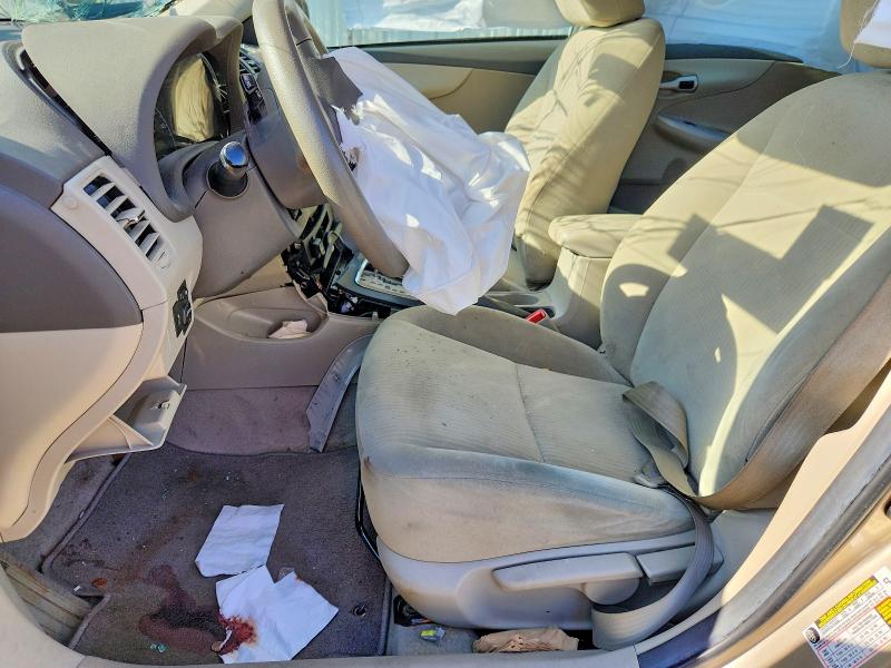 53195116 :رقم المزاد ، 1NXBU4EEXAZ323700 vin ، 2010 Toyota Corolla مزاد بيع