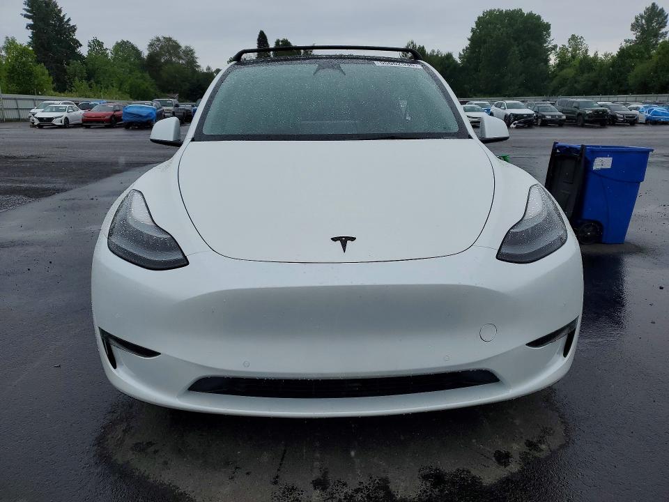 55062536 :رقم المزاد ، 7SAYGDEF8NF380865 vin ، 2022 Tesla Model Y مزاد بيع