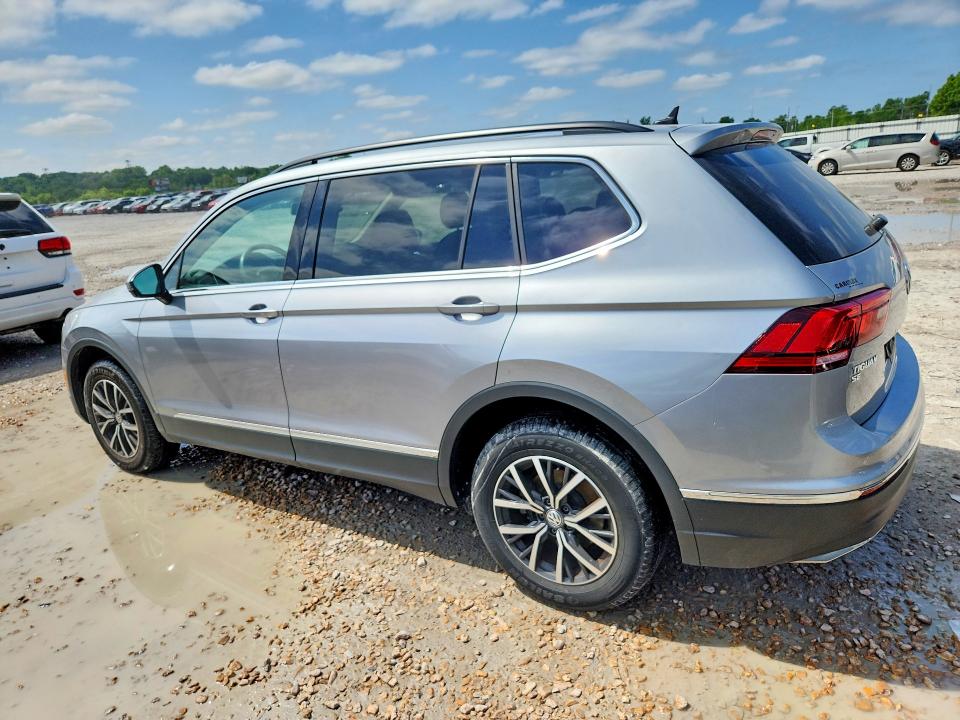 Продажа на аукционе авто 2020 Volkswagen Tiguan, vin: 3VV2B7AXXLM067814, номер лота: 51925606