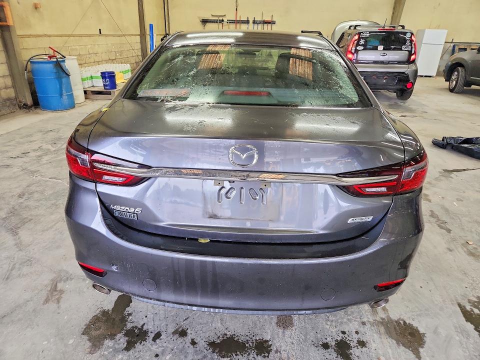 53741676 :رقم المزاد ، JM1GL1UM0J1328670 vin ، 2018 Mazda 6 مزاد بيع