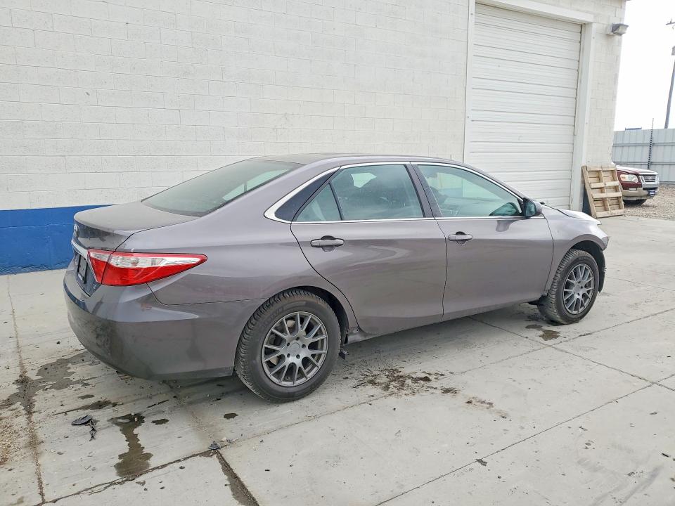 Продаж на аукціоні авто 2015 Toyota Camry, vin: 4T4BF1FK8FR448124, номер лоту: 53386626