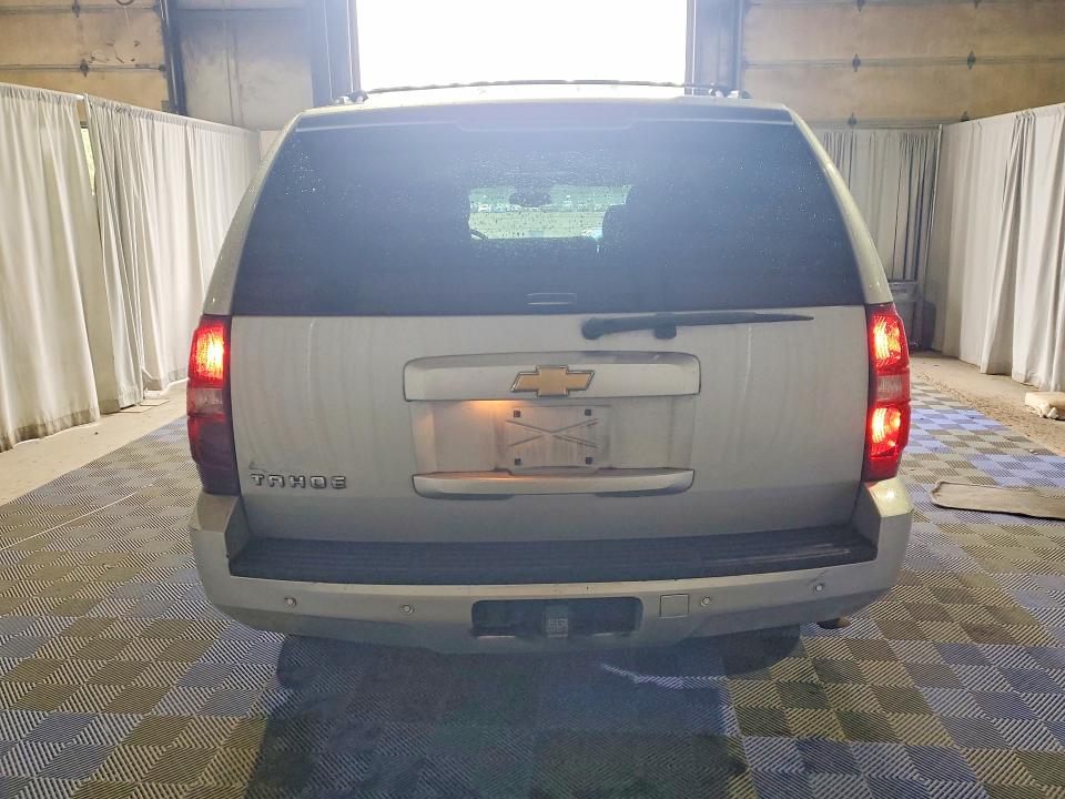 2013 Chevrolet Tahoe მანქანა იყიდება აუქციონზე, vin: 1GNSKBE09DR240549, აუქციონის ნომერი: 53603556