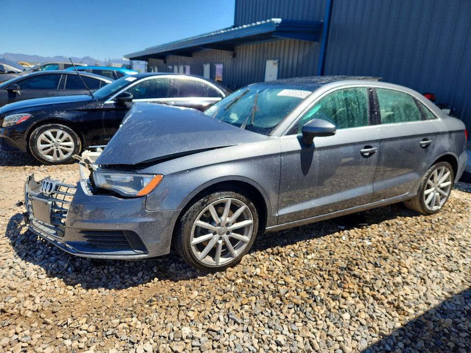 Продаж на аукціоні авто 2015 Audi A3, vin: WAUEFGFFXF1058626, номер лоту: 50956656