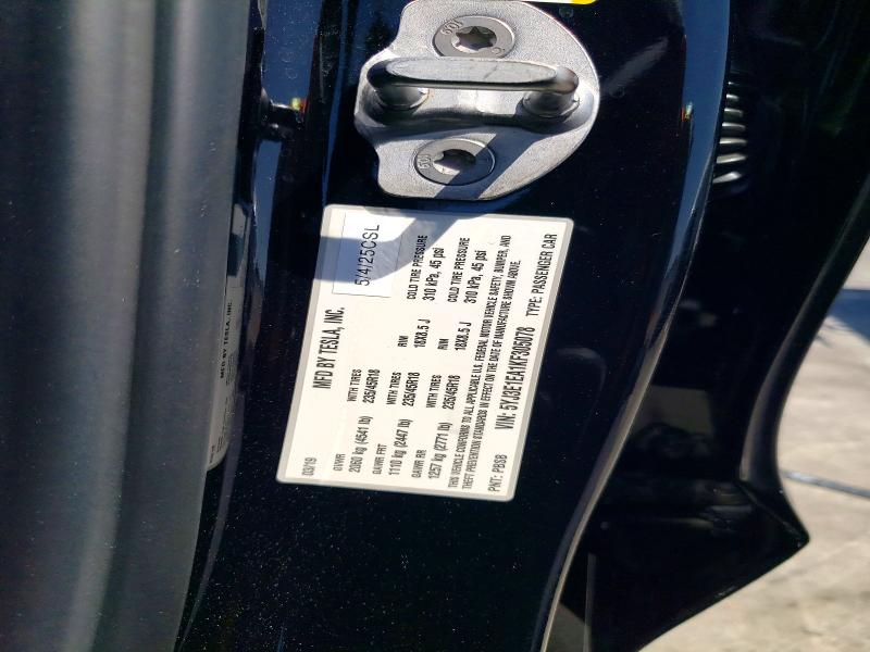52902826 :رقم المزاد ، 5YJ3E1EA1KF305078 vin ، 2019 Tesla Model 3 مزاد بيع