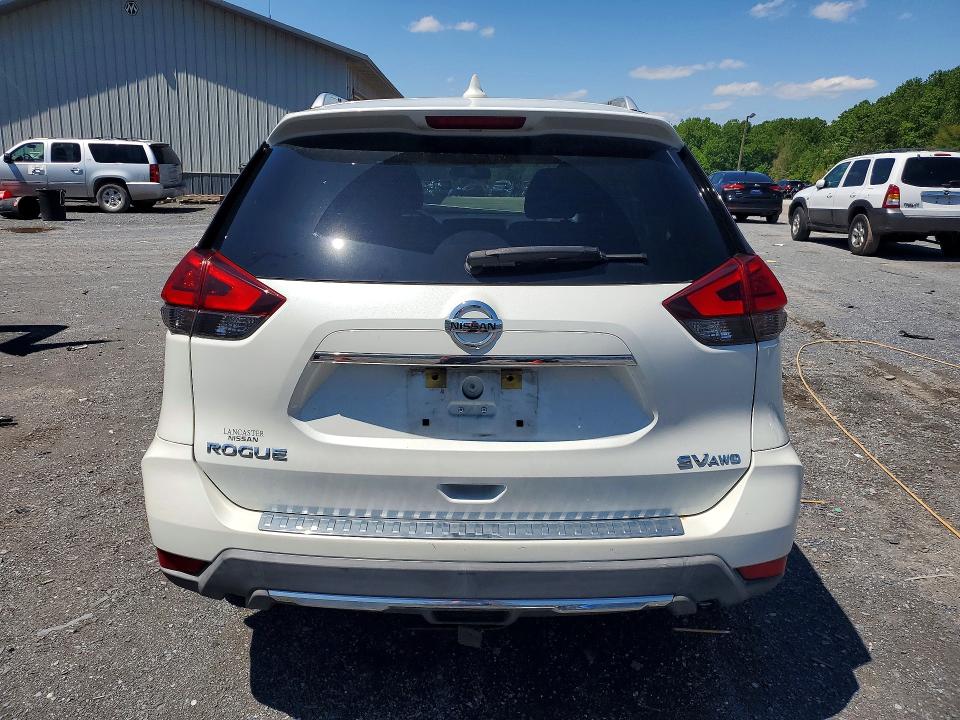 52580516 :رقم المزاد ، KNMAT2MV9HP612682 vin ، 2017 Nissan Rogue مزاد بيع