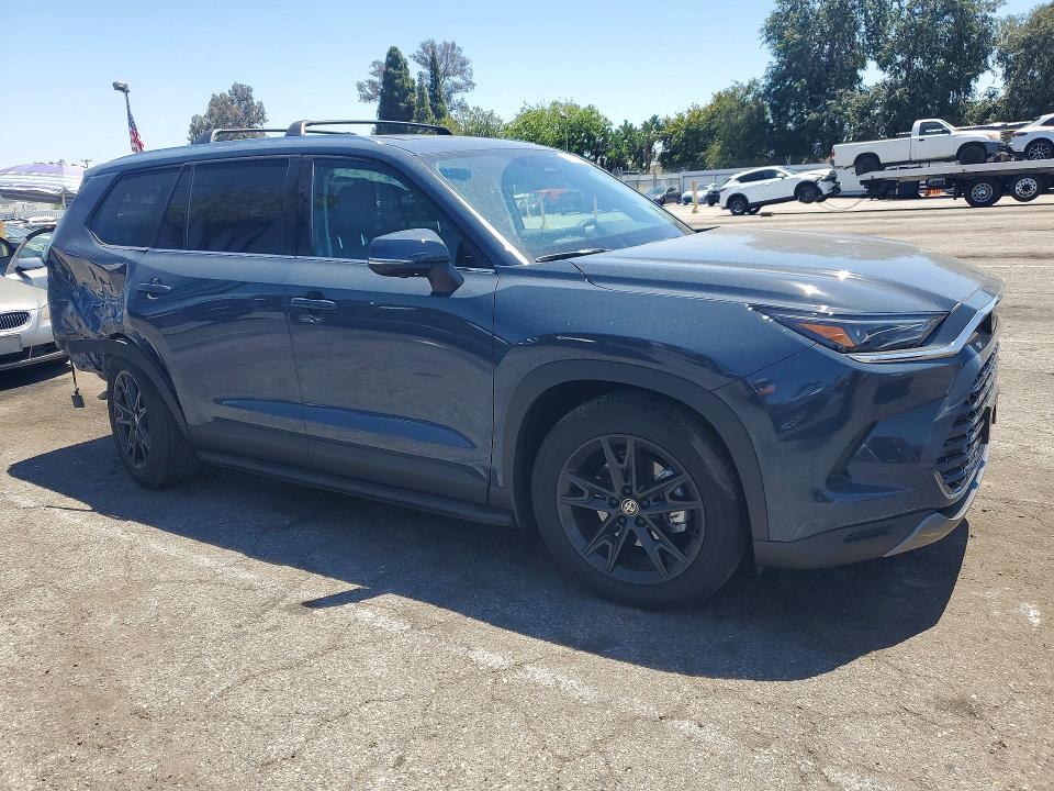 2026 Toyota Grand Highlander Hybrid მანქანა იყიდება აუქციონზე, vin: 5TDACAB5XTS072531, აუქციონის ნომერი: 52089226