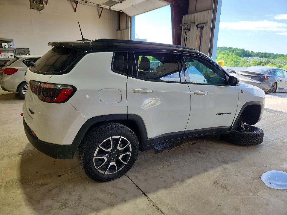 Продажа на аукционе авто 2025 Jeep Compass, vin: 3C4NJDDN5ST532835, номер лота: 53716596