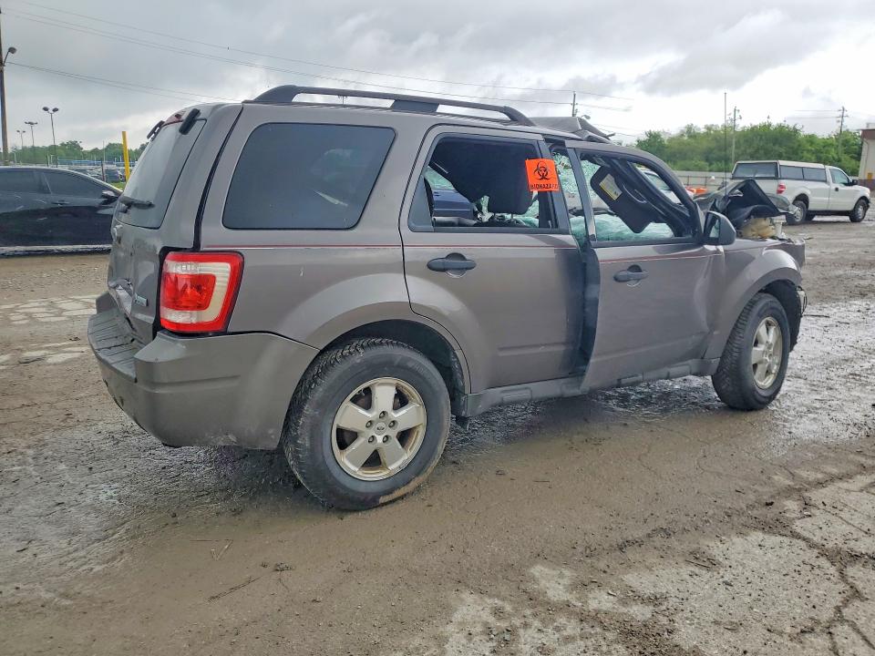 2011 Ford Escape მანქანა იყიდება აუქციონზე, vin: 1FMCU9DG2BKB92179, აუქციონის ნომერი: 54681126