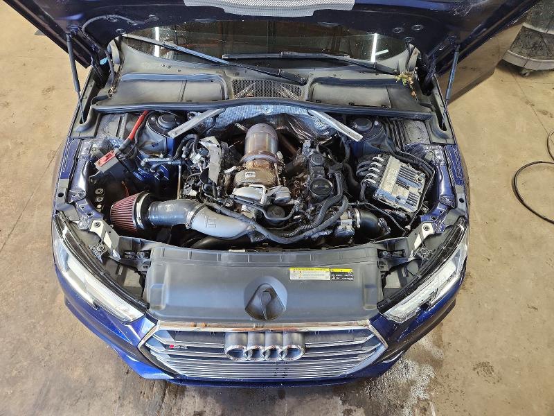Продаж на аукціоні авто 2018 Audi S4, vin: WAUB4AF42JA045494, номер лоту: 53983626