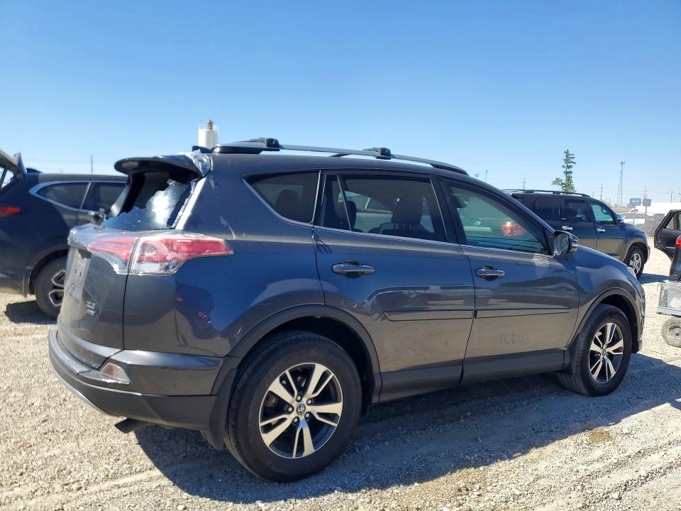 2017 Toyota Rav4 მანქანა იყიდება აუქციონზე, vin: JTMRFREV2HJ164841, აუქციონის ნომერი: 51846646