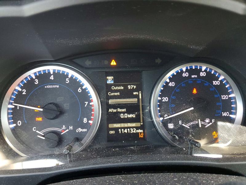 54184136 :رقم المزاد ، 5TDZZRFH3JS236901 vin ، 2018 Toyota Highlander مزاد بيع