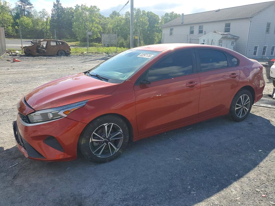 53297176 :رقم المزاد ، 3KPF24AD6NE442499 vin ، 2022 Kia Forte مزاد بيع