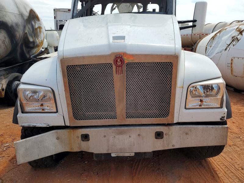 50950356 :رقم المزاد ، 1NKZLK0X3MJ446505 vin ، 2021 Kenworth T880 مزاد بيع