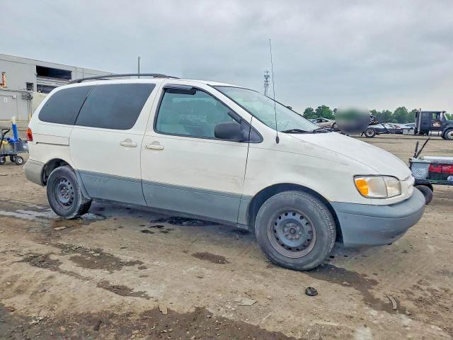 54623996 :رقم المزاد ، 4T3ZF13CXXU155601 vin ، 1999 Toyota Sienna مزاد بيع