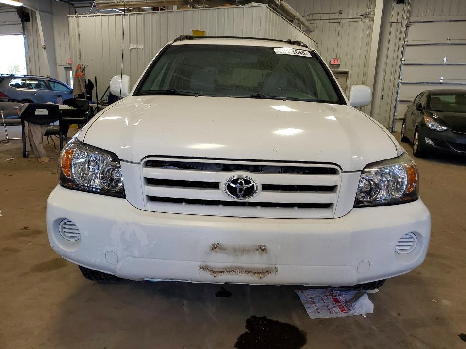 Продажа на аукционе авто 2004 Toyota Highlander, vin: JTEGP21A540006472, номер лота: 53928646