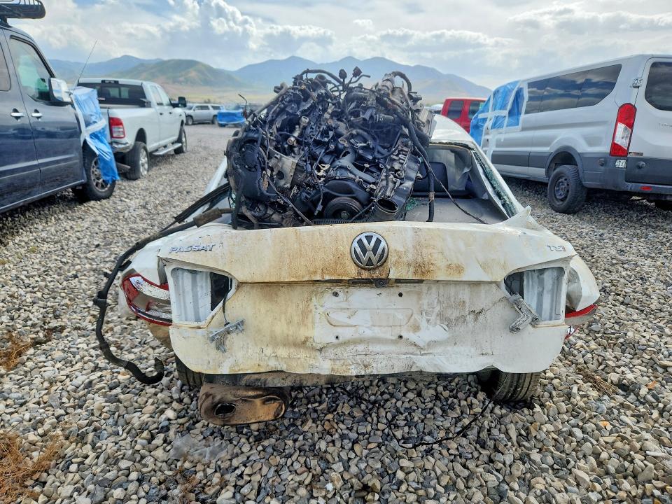 Продаж на аукціоні авто 2015 Volkswagen Passat, vin: 1VWAT7A33FC108906, номер лоту: 54823196