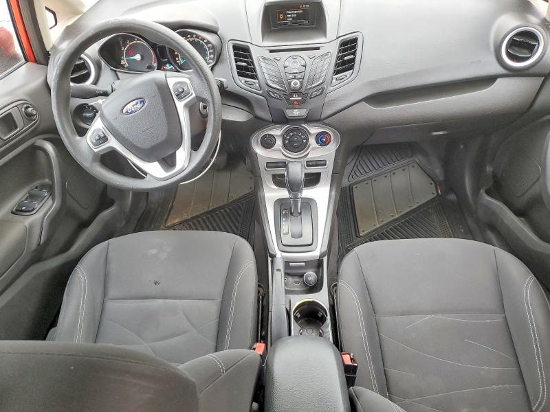 54330626 :رقم المزاد ، 3FADP4EJ4JM102105 vin ، 2018 Ford Fiesta مزاد بيع