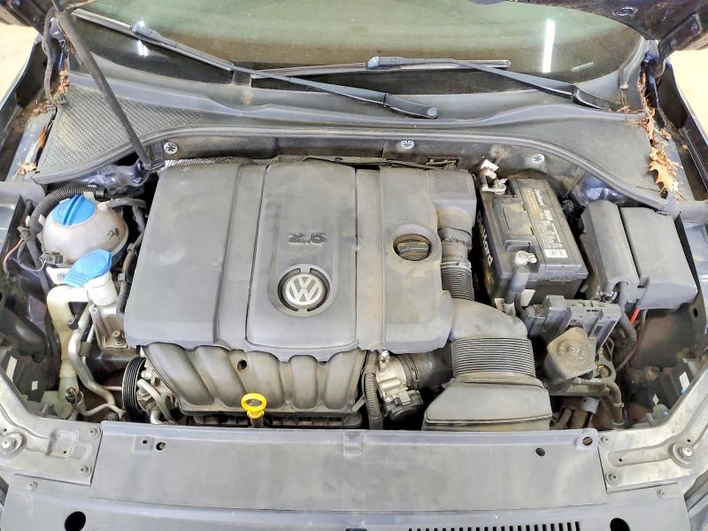 Продажа на аукционе авто 2013 Volkswagen Passat, vin: 1VWBH7A31DC139915, номер лота: 52140596