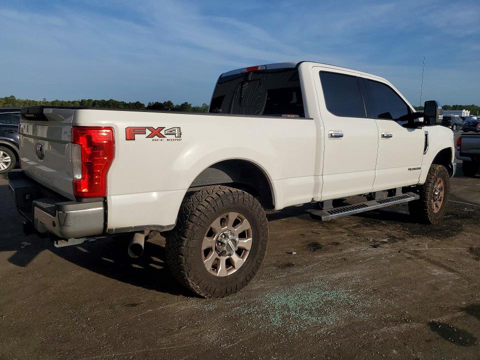 54495066 :رقم المزاد ، 1FT8W3BT8HEB13171 vin ، 2017 Ford F350 مزاد بيع