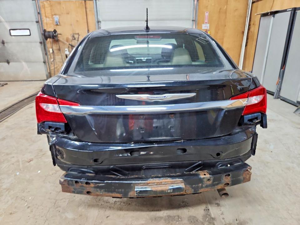 2011 Chrysler 200 მანქანა იყიდება აუქციონზე, vin: 1C3BC1FB4BN602327, აუქციონის ნომერი: 54582026