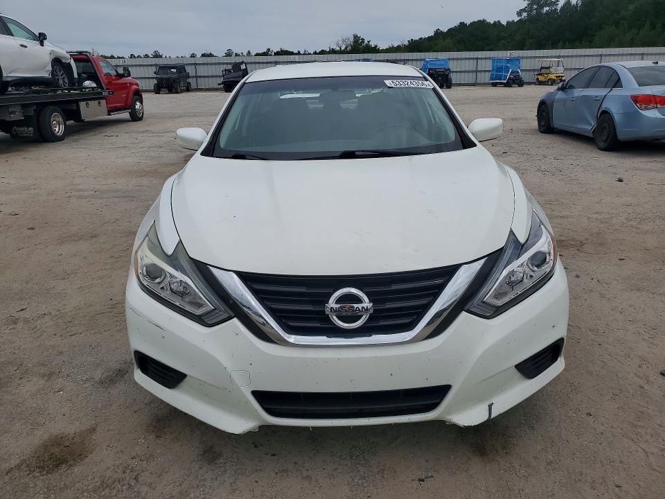 53324356 :رقم المزاد ، 1N4AL3AP1JC273012 vin ، 2018 Nissan Altima مزاد بيع